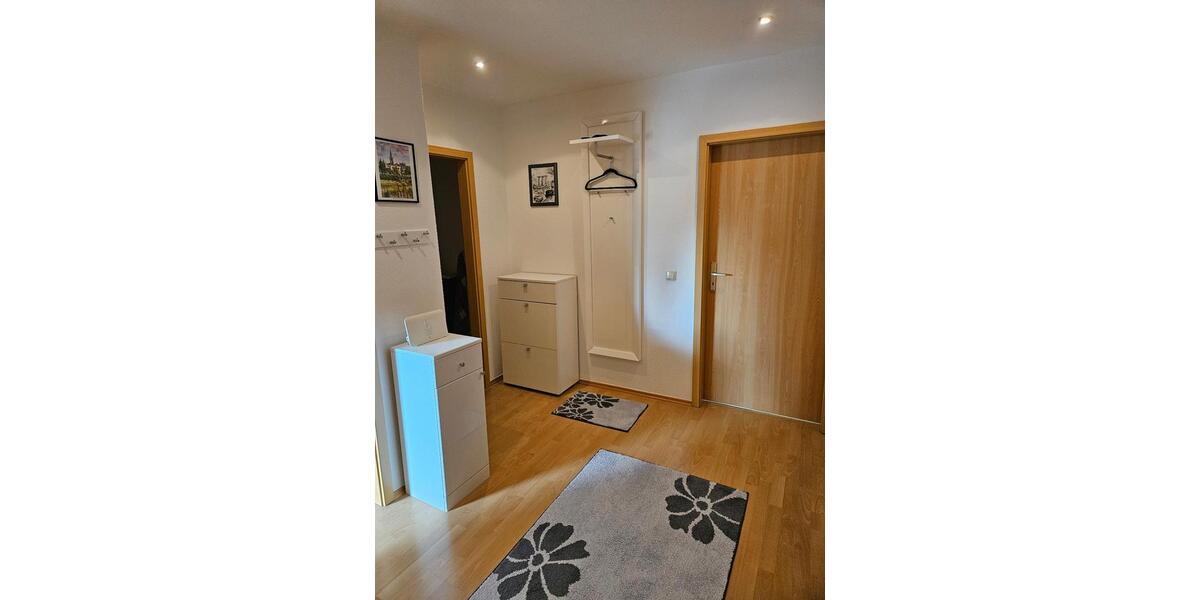 Dachgeschoßwohnung Bad Dürrenberg - 2 Zimmer, 61 m&sup2;, 120.000&euro; | Angebot:25539480