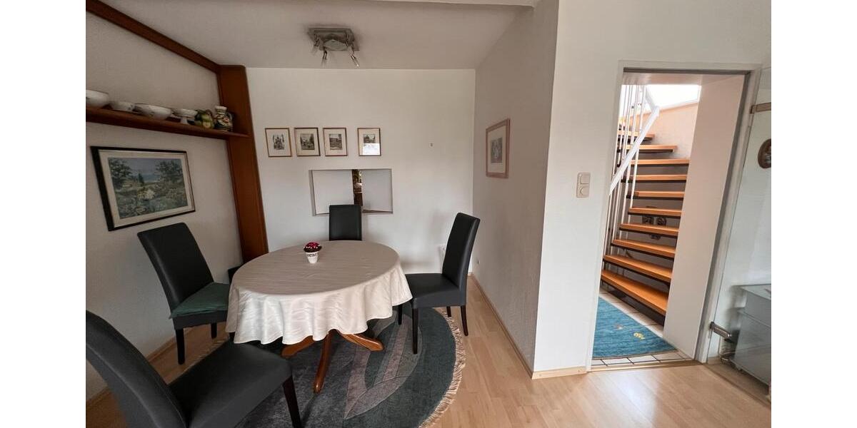 Reihenhaus Wiesbaden Bierstadt - 4 Zimmer, 99 m&sup2;, 1.780&euro; | Angebot:24476734