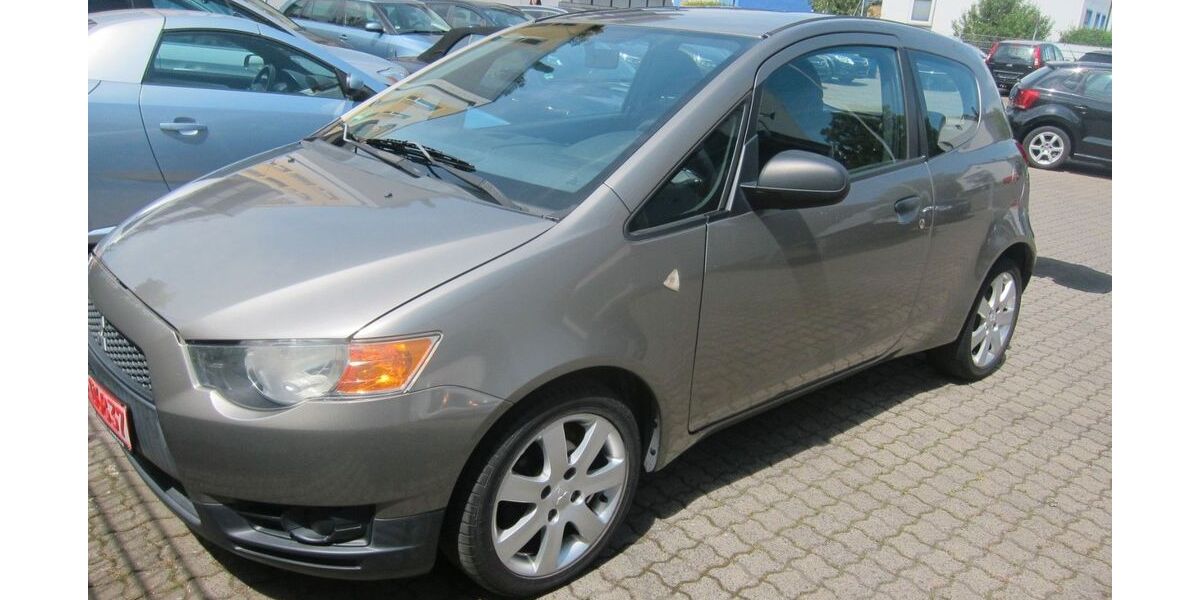 Mitsubishi Colt 99.328 km 2.999 &euro; Aschaffenburg 63741