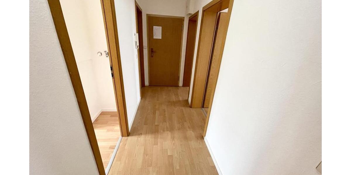 Gera-Langenberg! 4 Raum Whg. mit Balkon und Wanne! - Etagenwohnung Gera Langenberg | Angebot:26383800