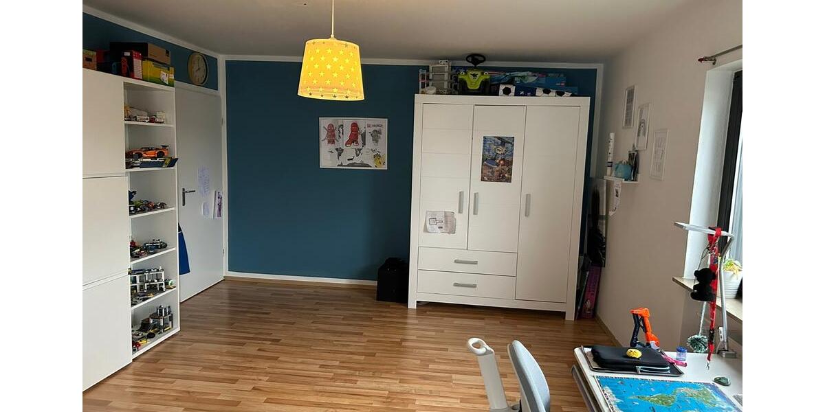 Etagenwohnung Idstein - 3 Zimmer, 93 m&sup2;, 1.020&euro; | Angebot:26254509