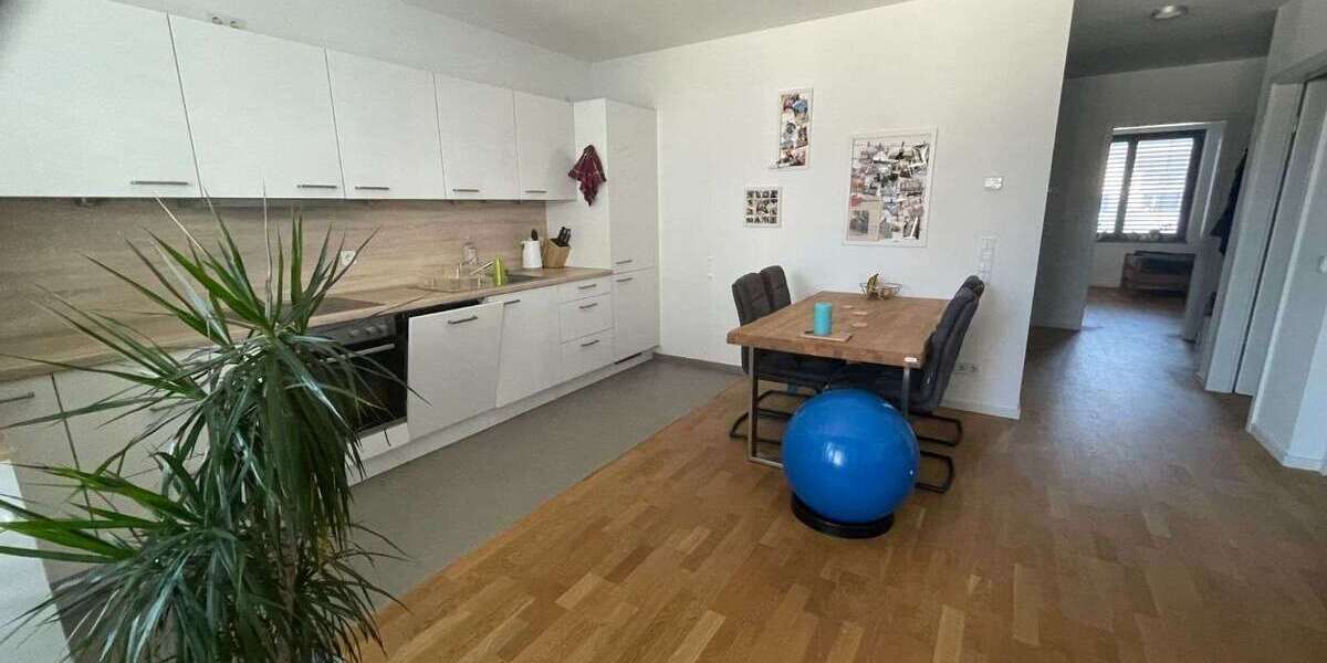 Etagenwohnung Bamberg Bamberg-Ost - 3 Zimmer, 78 m&sup2;, 1.136&euro; | Angebot:27145811