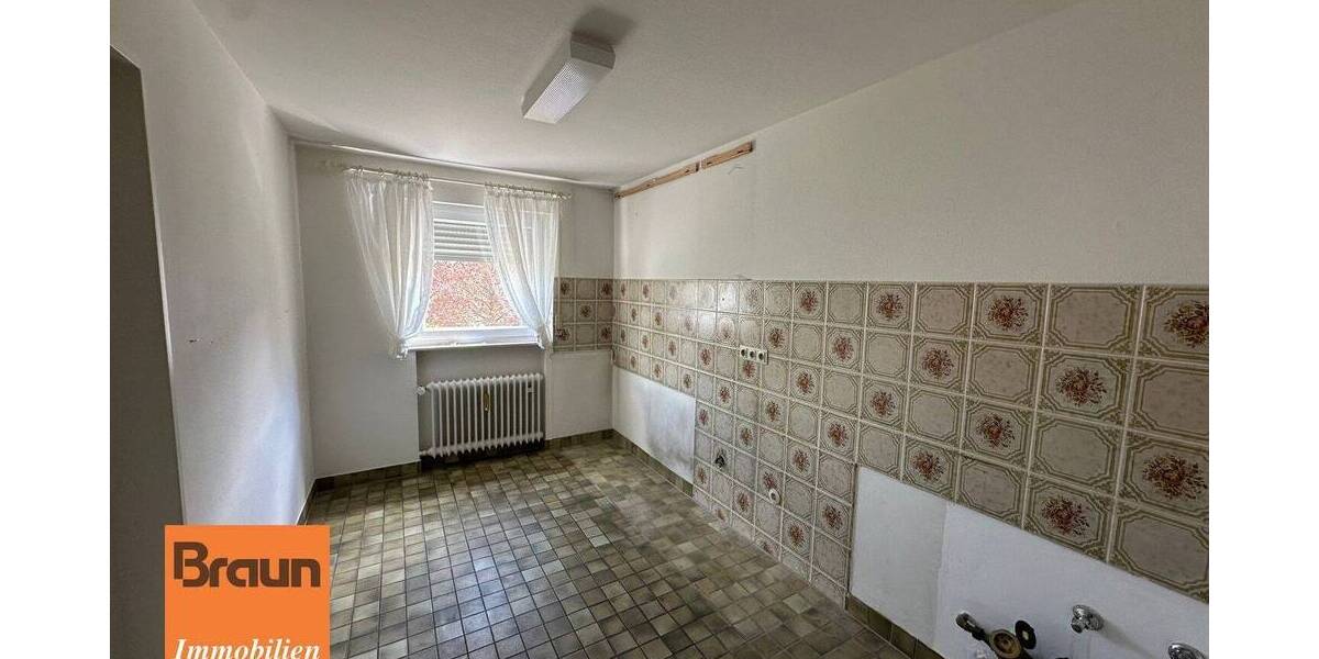 Etagenwohnung Villingen-Schwenningen Schwenningen - 3 Zimmer, 82 m&sup2;, 160.000&euro; | Angebot:26344547