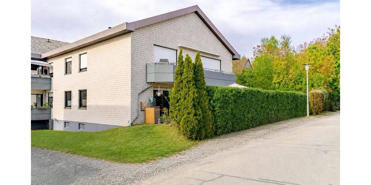 Etagenwohnung Bielefeld Jöllenbeck - 4 Zimmer, 98 m&sup2;, 249.000&euro; | Angebot:26875327