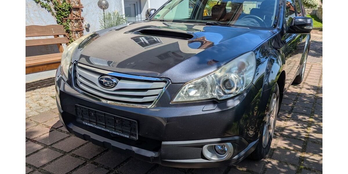 Subaru Outback 190.000 km 3.500 &euro; Struppen 01796