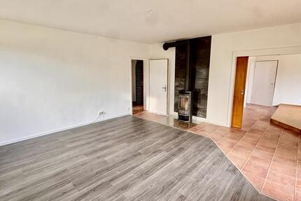 Gemütliche 3-Zimmer-Erdgeschosswohnung mit Kaminofen und Terrasse – sofort bezugsbereit zimmer