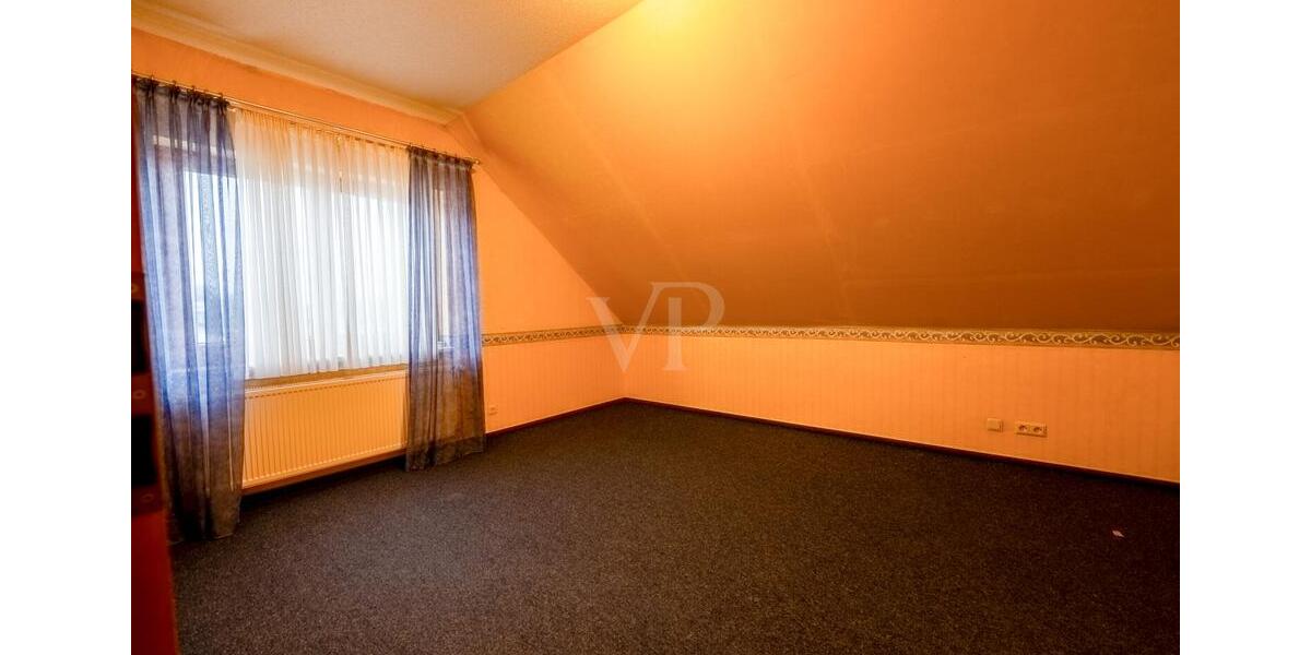 Maisonettenwohnung Hundsangen - 7 Zimmer, 220 m&sup2;, 1.500&euro; | Angebot:25259174
