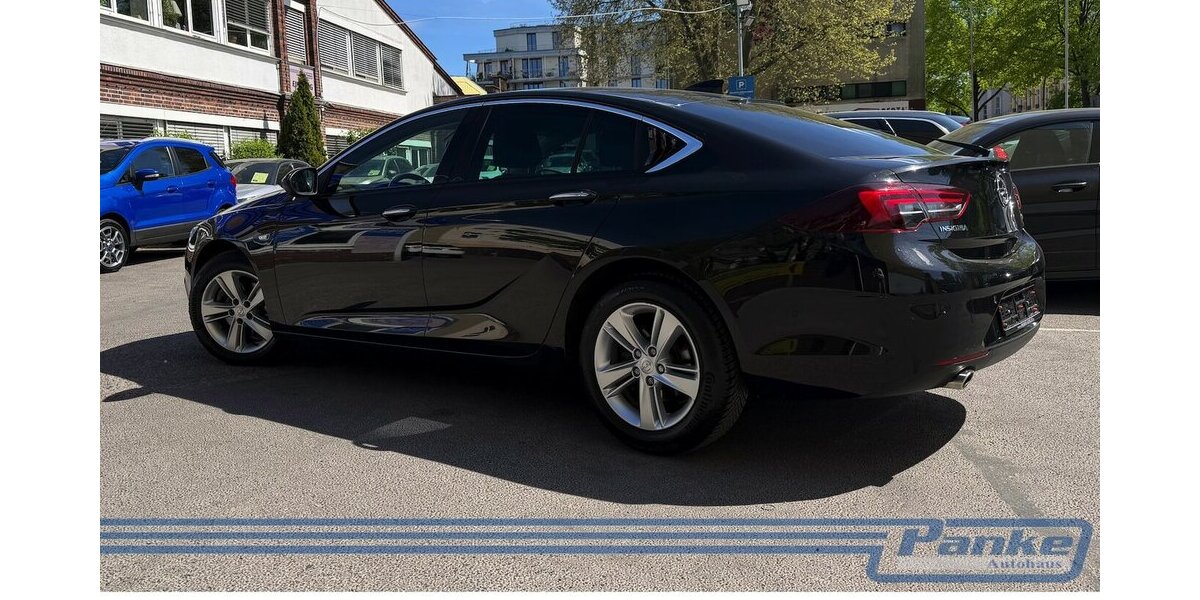 Opel Insignia Business Innovation 8G*HUD*ACC*LUX*RFK* 181.305 km 10.990 &euro; Berlin 13187