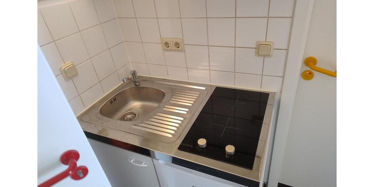 Dachgeschoßwohnung Saarbrücken Kieselhumes - 1 Zimmer, 22 m&sup2;, 75.000&euro; | Angebot:25377773