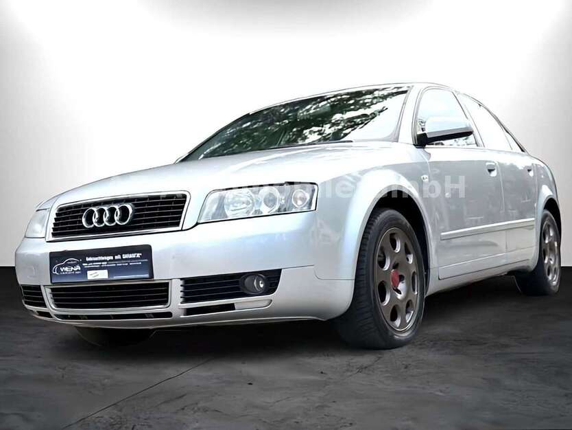 Audi A4 189.000 km 3.990 € Bremen 28277
