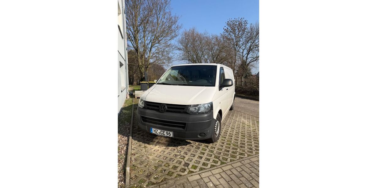 VW T5 Transporter 255.000 km 9.999 &euro; Roßleben-Wiehe 06571