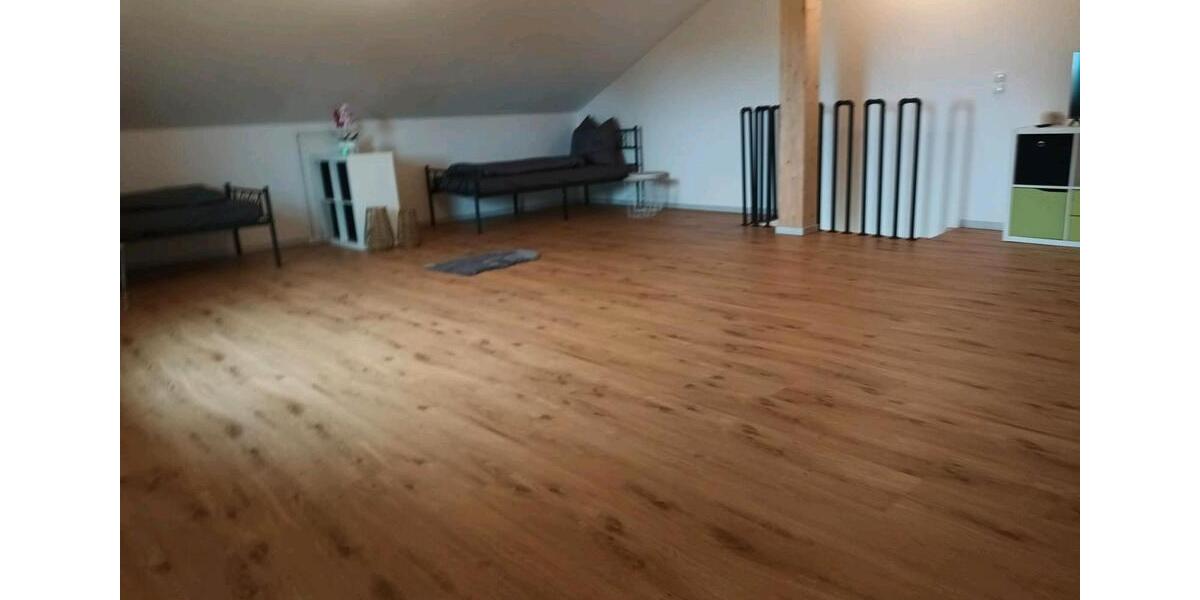 Etagenwohnung Leutkirch im Allgäu - 3 Zimmer, 100 m&sup2;, 1.000&euro; | Angebot:26241679