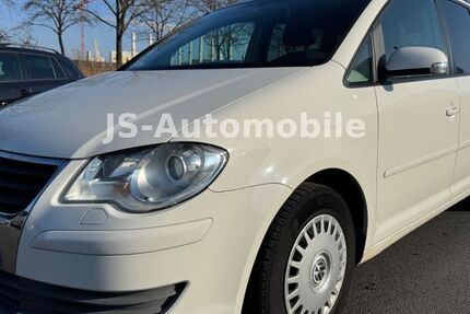 VW Touran 195.000 km 4.900 &euro; Lohfelden 34253