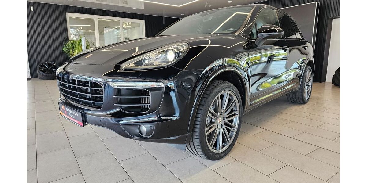 Porsche Cayenne 206.311 km 28.990 &euro; Höxter 37671