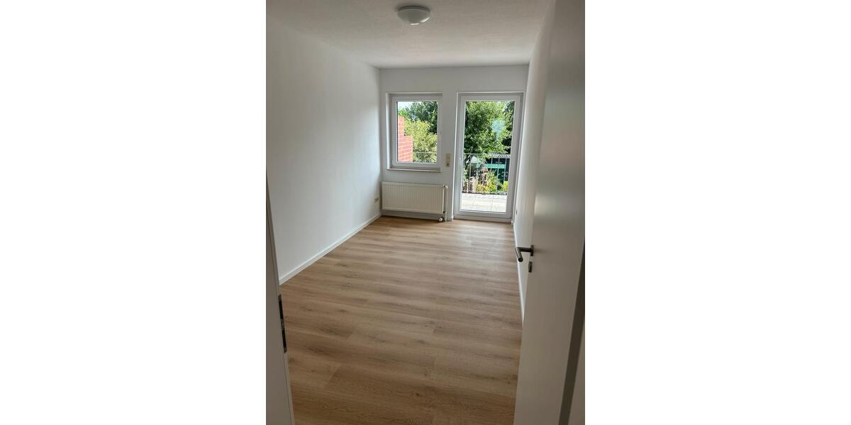 Dachgeschoßwohnung Westerholt - 3 Zimmer, 65 m&sup2;, 850&euro; | Angebot:25268084