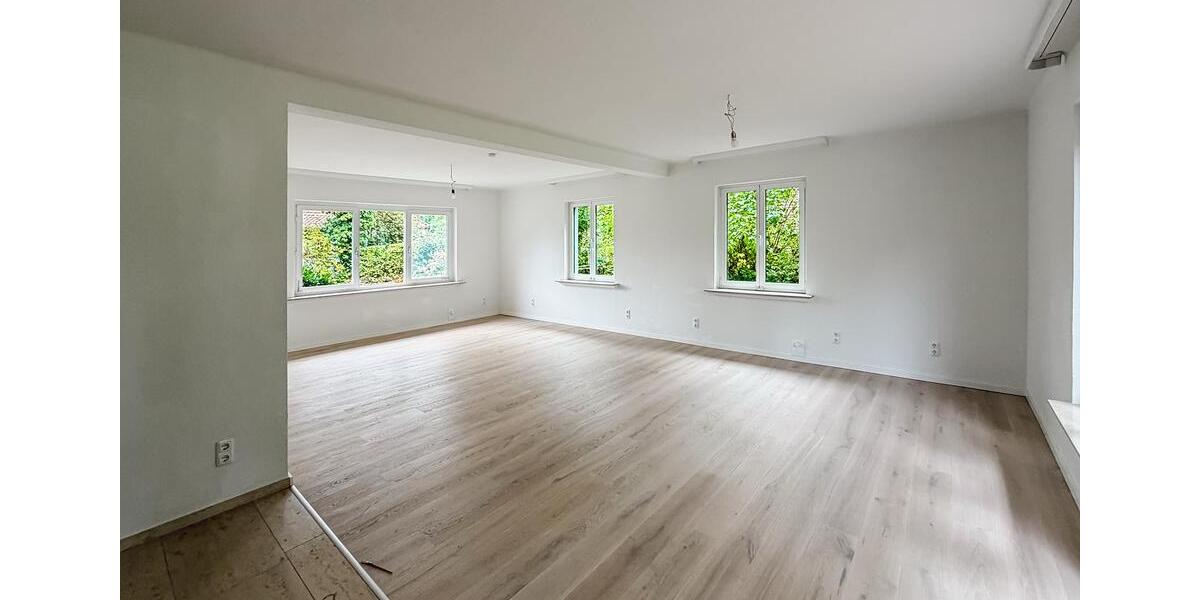 Einfamilienhaus Soltau - 6 Zimmer, 220 m&sup2;, 1.500&euro; | Angebot:25209319