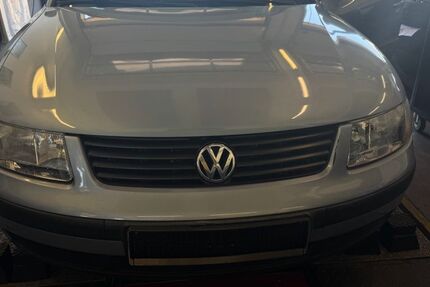 VW Passat 206.000 km 1.700 &euro; Achberg 88147