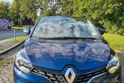 Renault Scenic 97.500 km 8.300 &euro; Chemnitz 09127