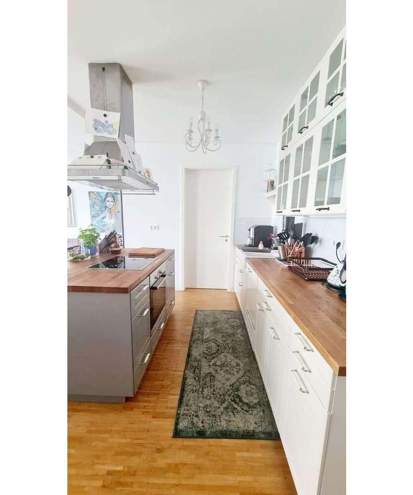 Wohnung zum Kaufen in Frankfurt am Main 889.000 € 135 m²