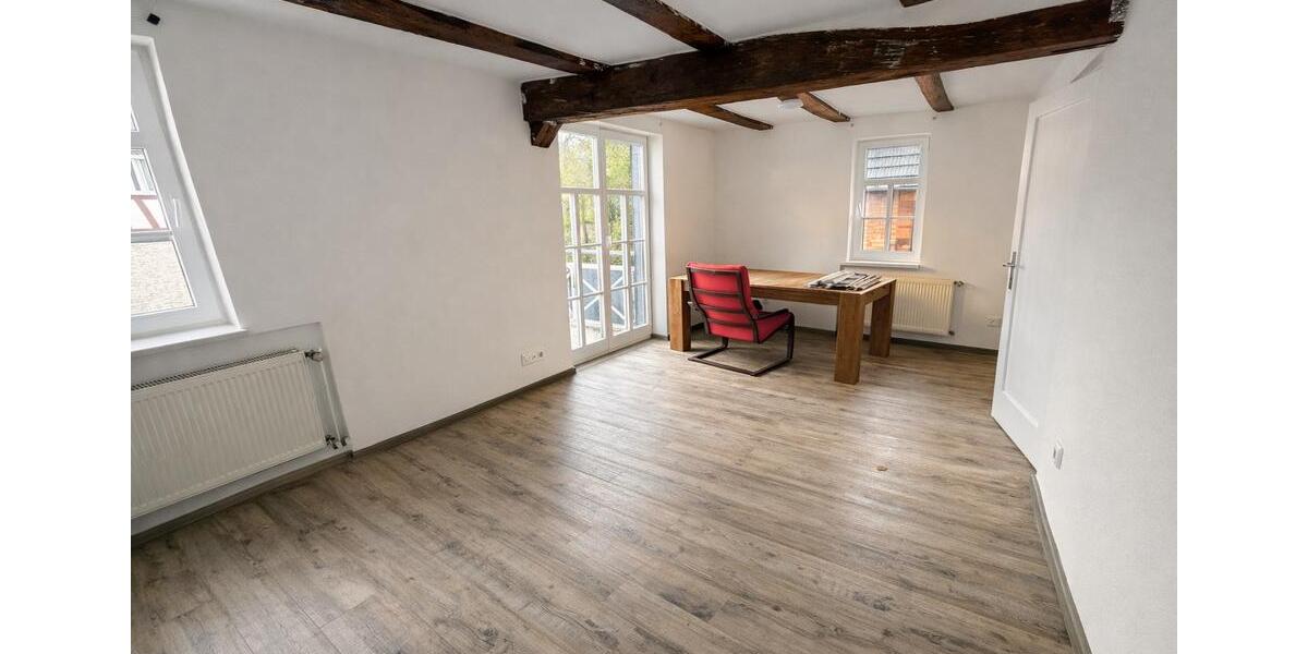 Etagenwohnung Schwalmstadt - 3 Zimmer, 75 m&sup2;, 800&euro; | Angebot:26126713