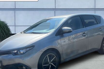 Toyota Auris 60.000 km 15.990 € Landshut 84030