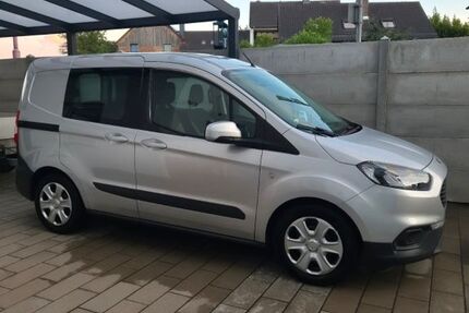 Ford Tourneo Courier 129.000 km 7.300 &euro; Florstadt 61197
