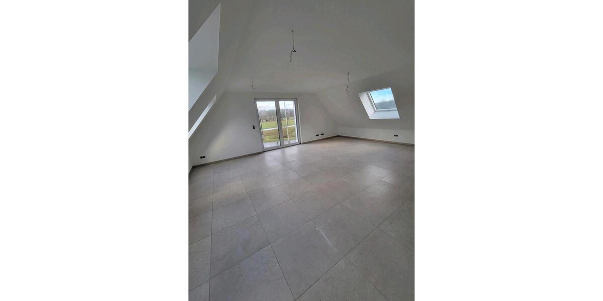 Dachgeschoßwohnung Lippstadt Bad Waldliesborn - 2 Zimmer, 77 m&sup2;, 730&euro; | Angebot:26411545