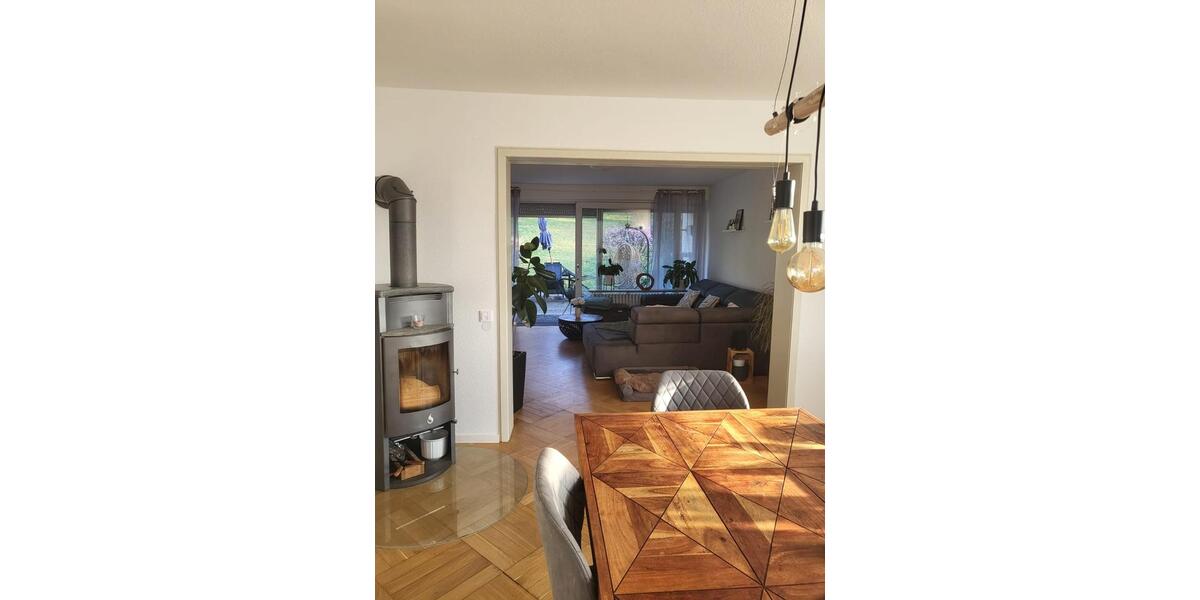 Einfamilienhaus Göppingen Faurndau - 6.5 Zimmer, 162 m&sup2;, 1.900&euro; | Angebot:25334557