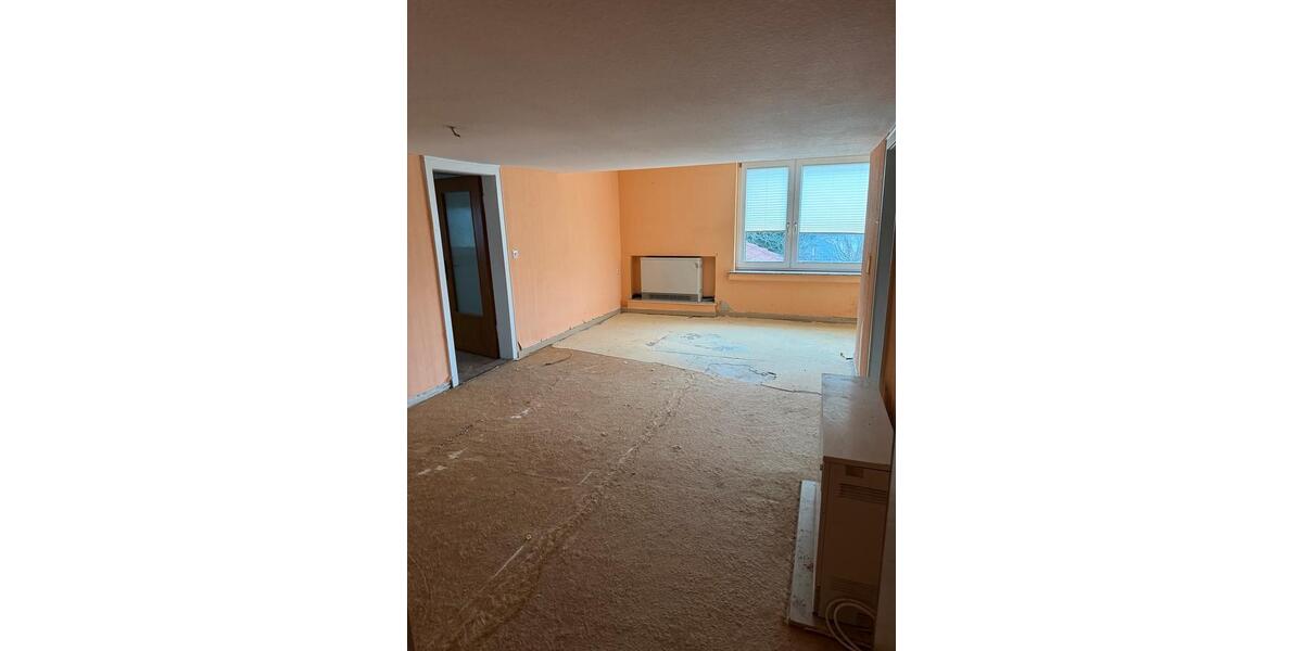 Einfamilienhaus Bad Salzdetfurth - 7 Zimmer, 150 m&sup2;, 105.000&euro; | Angebot:25405631