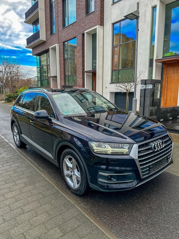 Q7