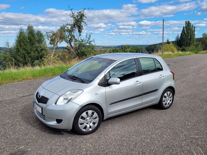 Yaris