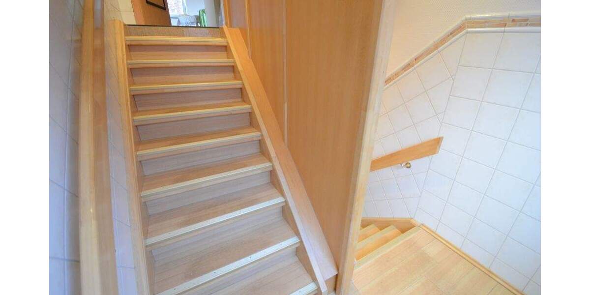 Mehrfamilienhaus, Wohnhaus Wesselburen - 3 Zimmer, 98 m&sup2;, 298.000&euro; | Angebot:25687140
