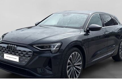 Audi Q8 e-tron 154.693 km 49.960 &euro; Lüneburg 21337