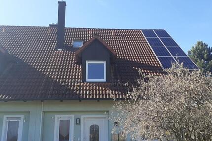 Wohnung Neustadt an der Waldnaab - 3 Zimmer, 90 m&sup2;, 800&euro; | Angebot:25104520