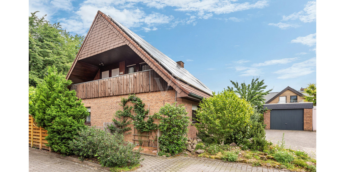 Vielseitiges Zweifamilienhaus mit tollem Garten – Wohnen & Gestalten nach eigenen Vorstellungen! 7 zimmer