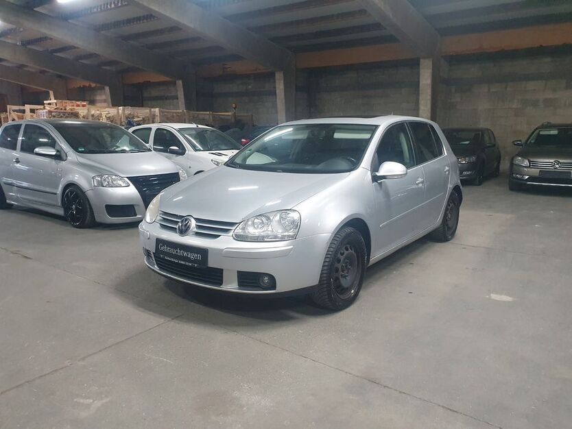 VW Golf 190.000 km 2.490 € Bodelshausen 72411