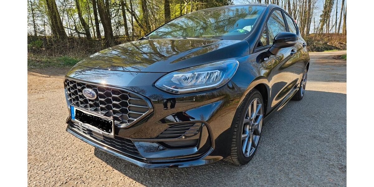 Ford Fiesta 28.000 km 15.490 &euro; Vinningen 66957