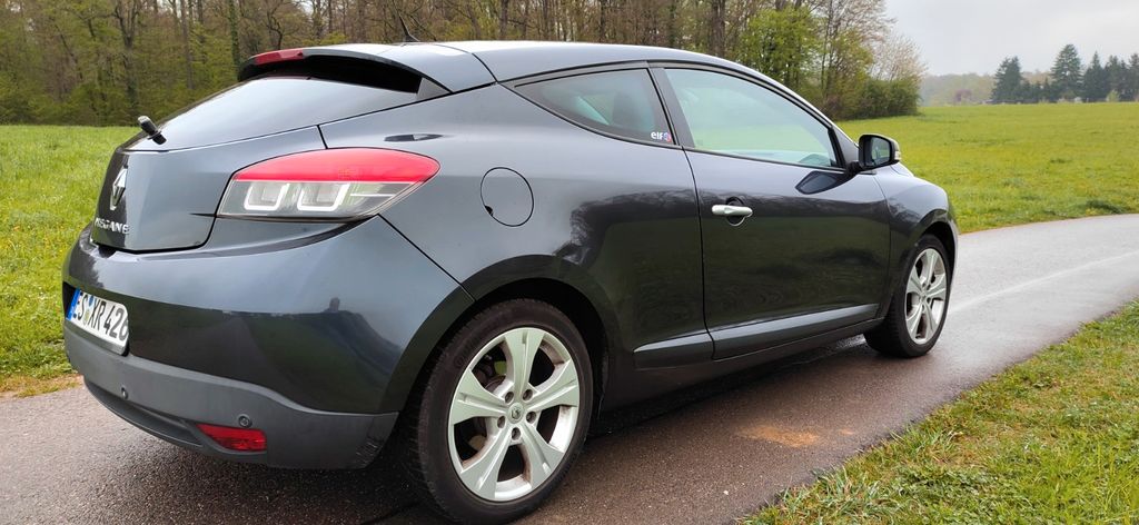 Renault Megane 156.500 km 2.500 &euro; Wolfschlugen 72649