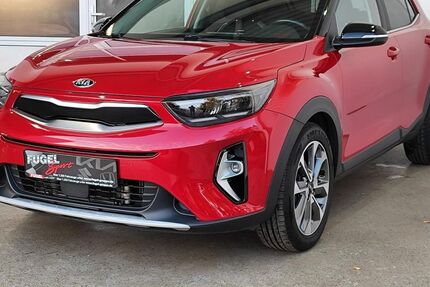 Kia Stonic 49.005 km 15.969 € Oberlungwitz 09353