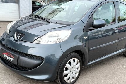 Peugeot 107 216.000 km 1.990 &euro; Calw 75365