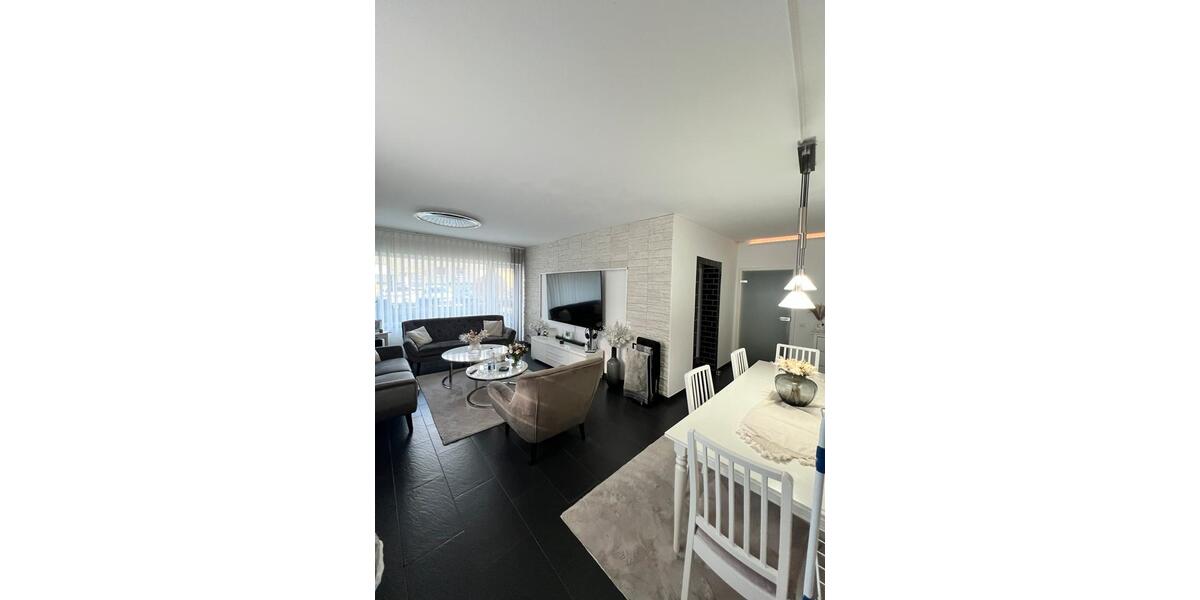 Erdgeschoßwohnung Wuppertal Gemarkung Ronsdorf - 2.5 Zimmer, 67 m&sup2;, 129.999&euro; | Angebot:24828235