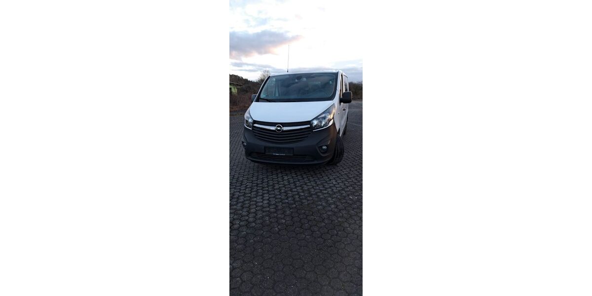 Opel Vivaro 132.500 km 15.250 &euro; Karlstadt 97753