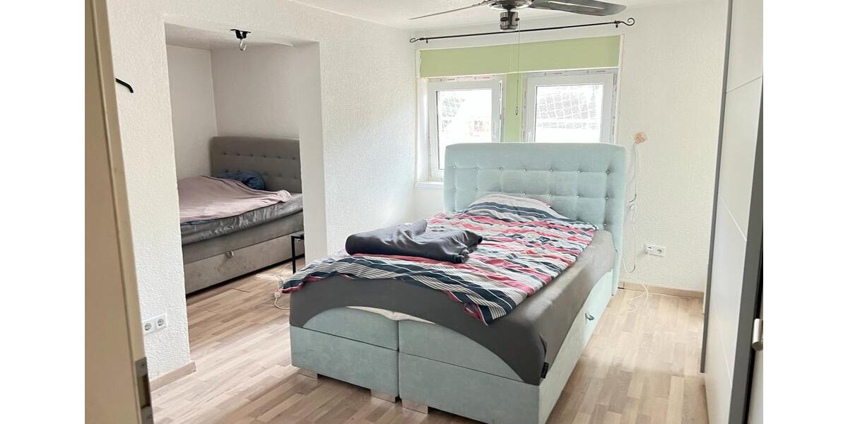 Etagenwohnung Elmstein - 5 Zimmer, 165 m&sup2;, 1.300&euro; | Angebot:26399638