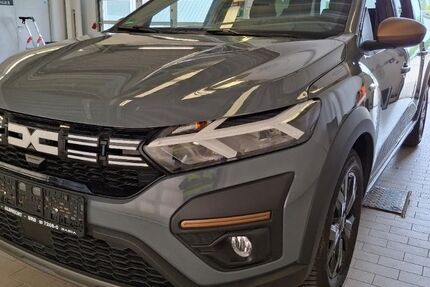 Dacia Jogger 15.800 km 18.980 &euro; Herbolzheim 79336