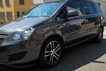 Opel Zafira 93.000 km 5.700 &euro; Stuttgart 70327