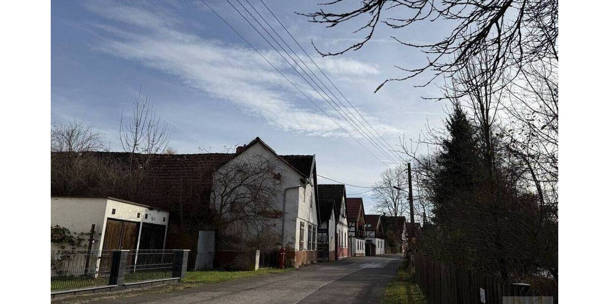 Ein Ort für neue Pläne - Grundstück mit Altbestand in Saalfeld zimmer