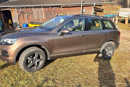 VW Touareg 147.000 km 16.999 &euro; Eggstätt 83125