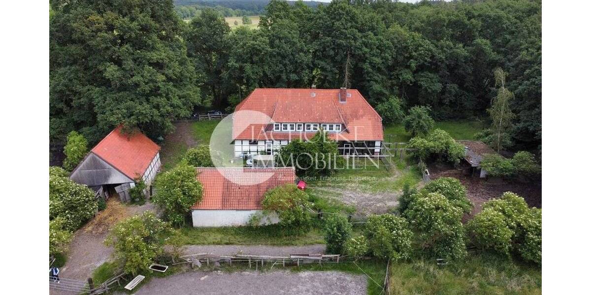 Mehrfamilienhaus, Wohnhaus Bienenbüttel / Wichmannsburg Wichmannsburg - 8 Zimmer, 396 m&sup2;, 715.000&euro; | Angebot:25700604