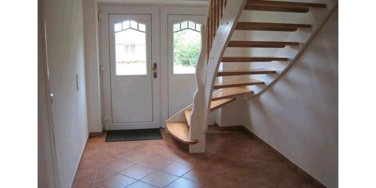Einfamilienhaus Stapel - 5 Zimmer, 165 m&sup2;, 1.400&euro; | Angebot:26454937
