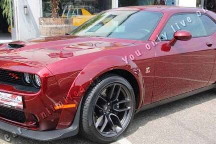 Dodge Challenger 4.219 km 60.900 € Endingen 79346